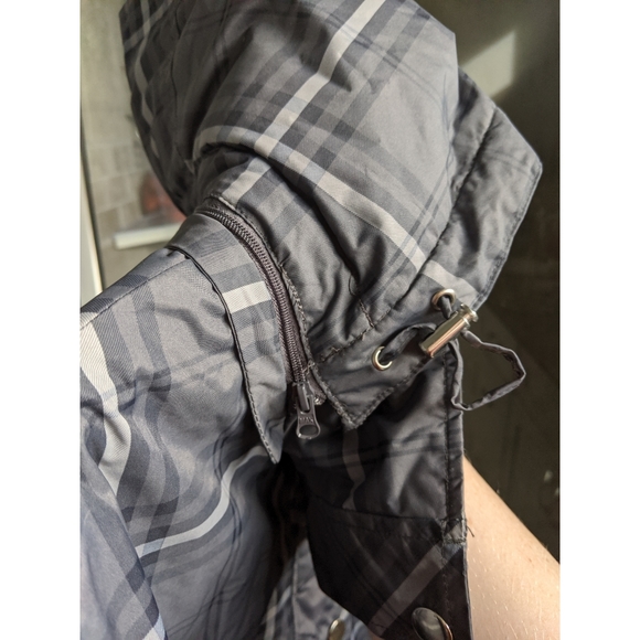 Jaclyn Smith Gray Plaid Jacket - Picture 6 of 7